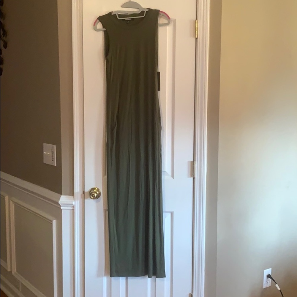 Green lulus dress. Never been worn.